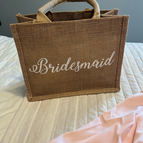 Bridesmaid Bundle - Pink Lace Trim Satin Robe - Picture 4 of 5